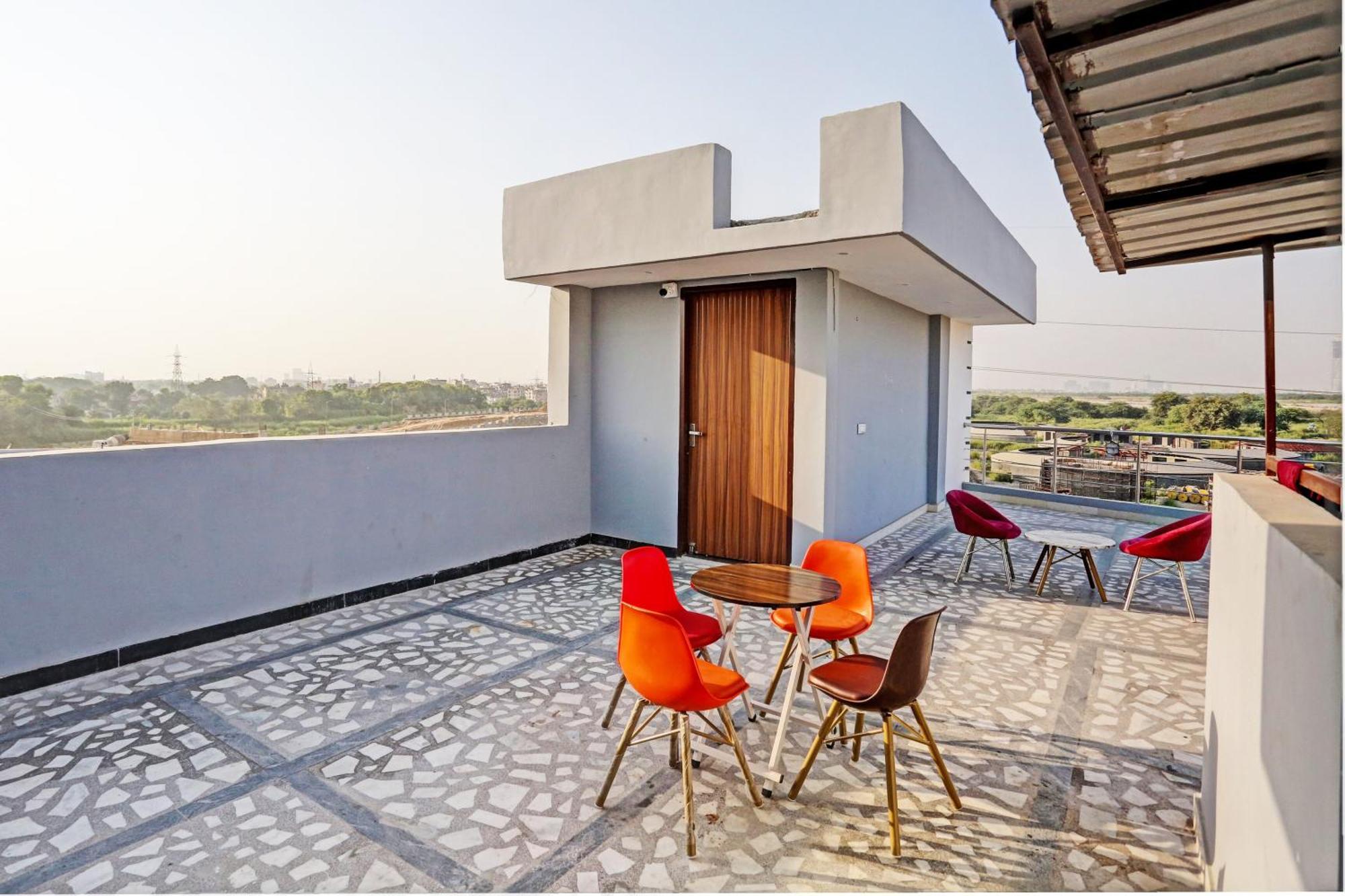 Hotel O Tree House Neu-Delhi Exterior foto