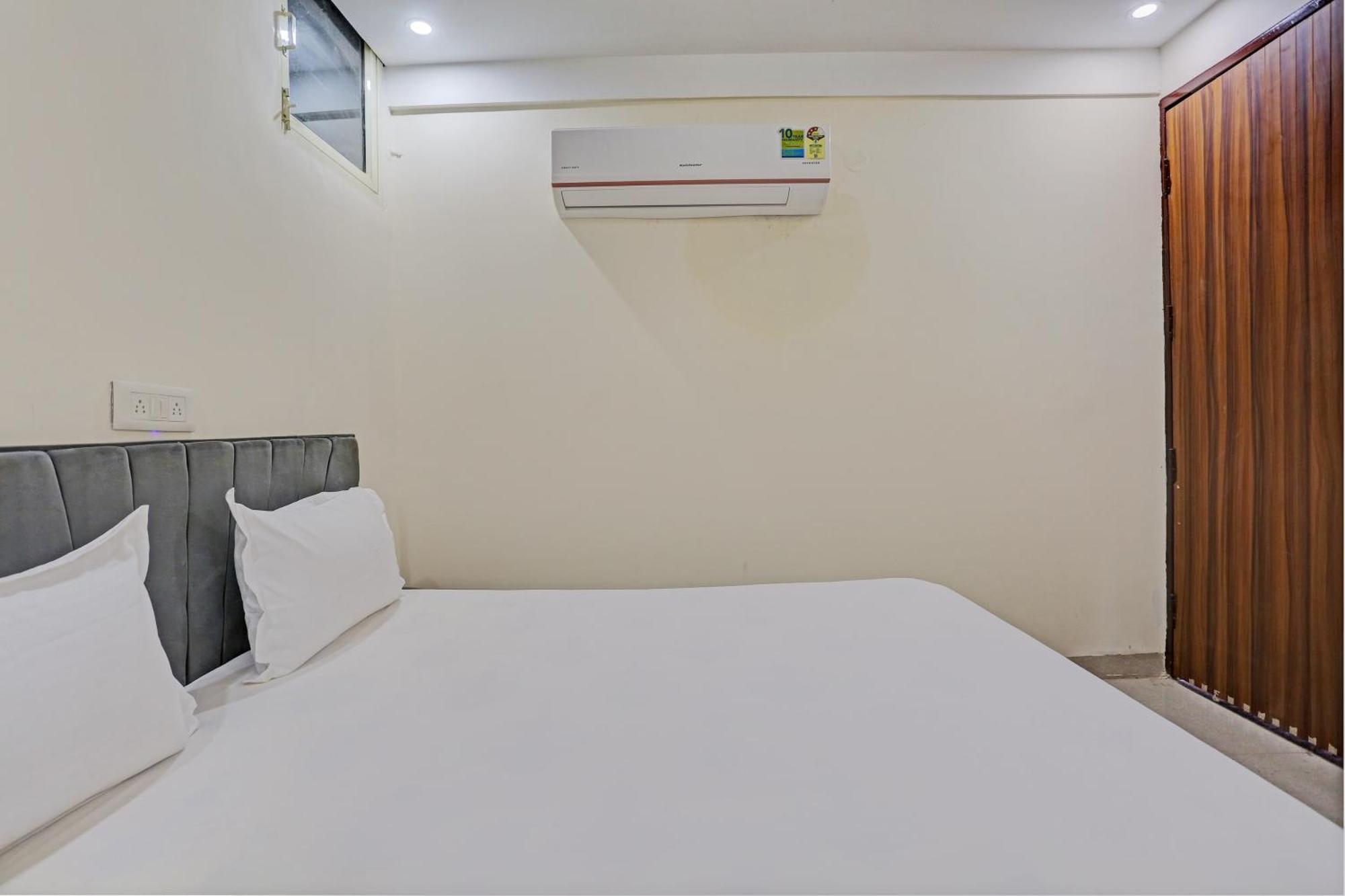 Hotel O Tree House Neu-Delhi Exterior foto