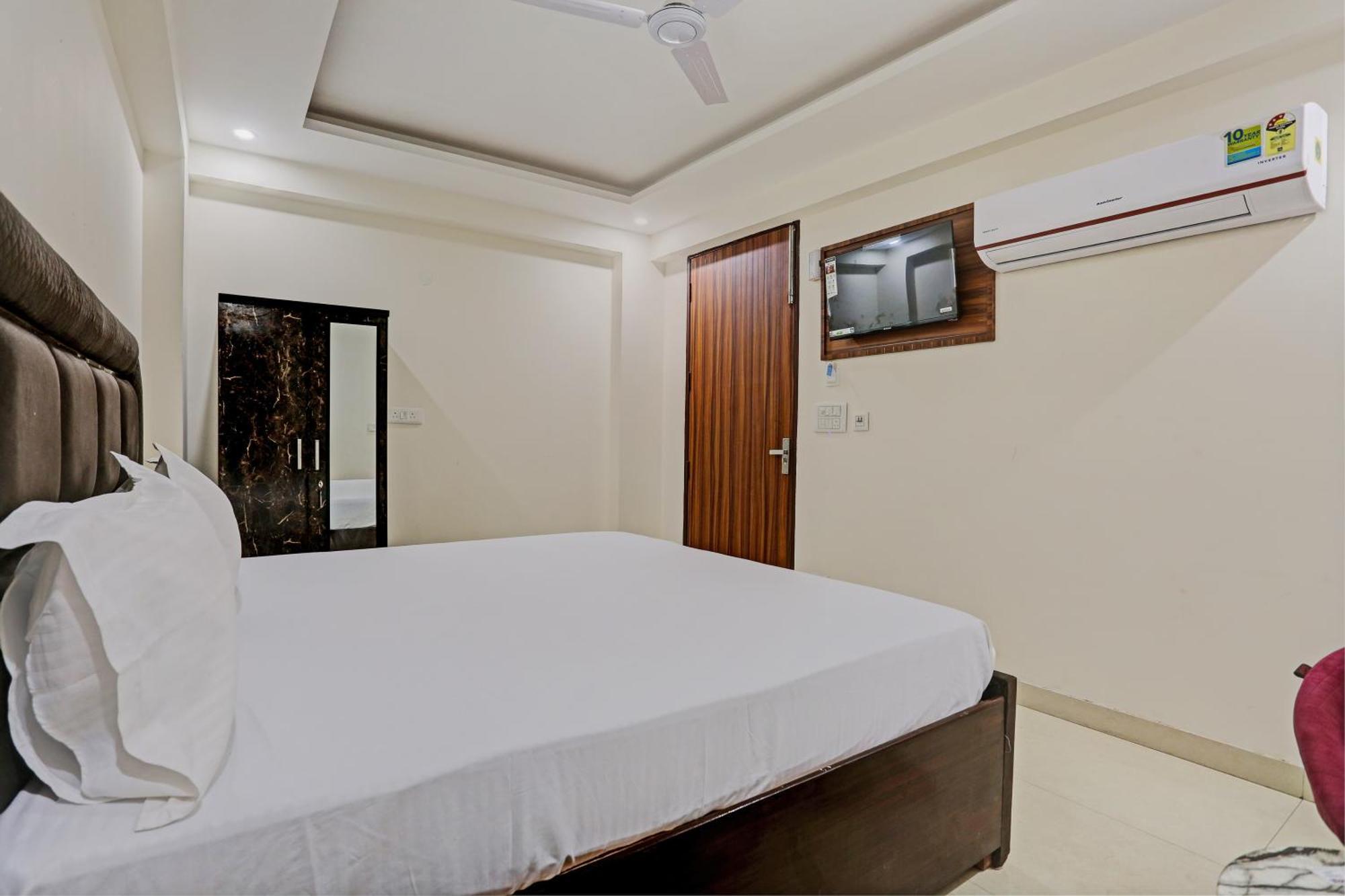 Hotel O Tree House Neu-Delhi Exterior foto
